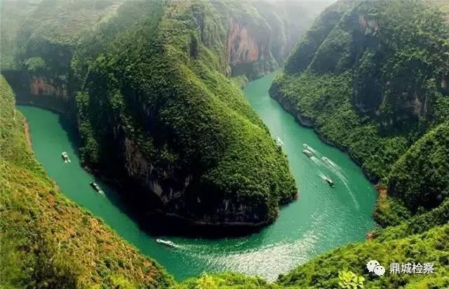 最新流行节目，探索自然美景之旅，寻找内心平和的旅程