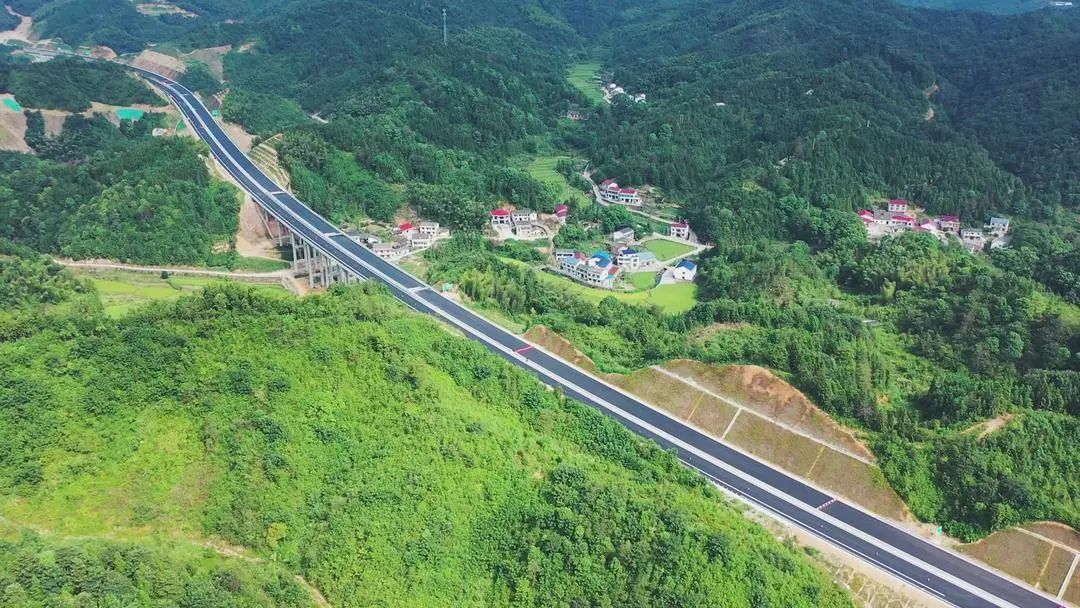 平益高速公路最新消息,创新策略执行_绝版23.471