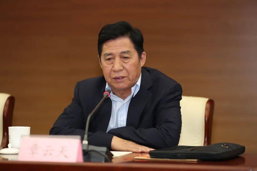 魏强六驱越野最新视频，越野路上的温情故事展现