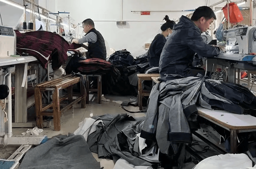 深圳大烫工最新招聘，小城中寻找温暖工作的故事