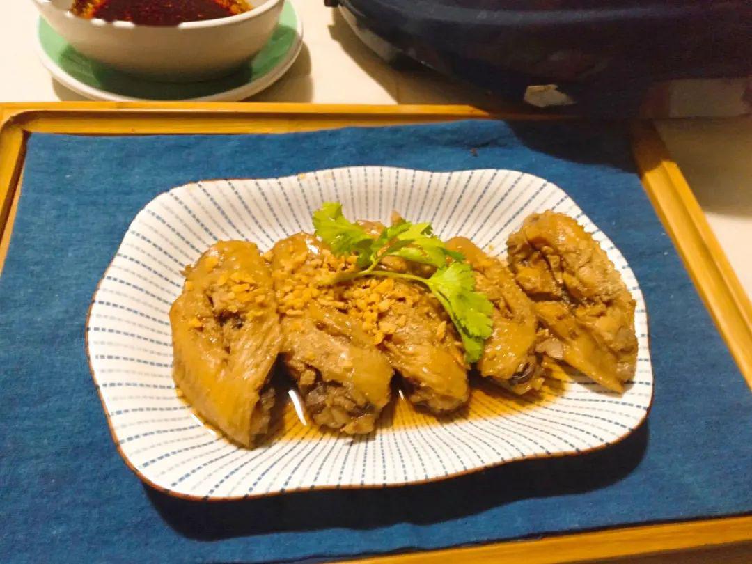 最新杀平特一肖公式揭秘与巷弄深处的特色美食秘境探索